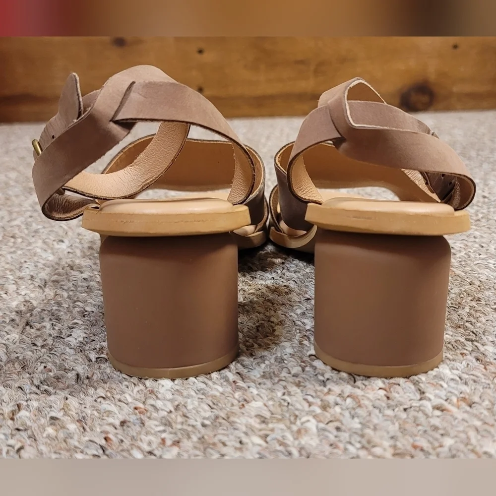 C- Lucky Brand womens high heel pemal heeled sandals
